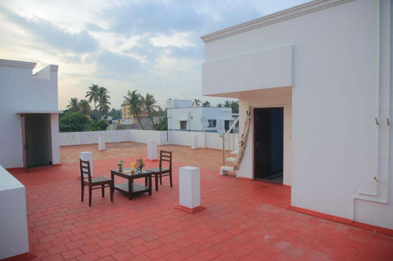 Mp Villa - Lovely Furnished Appartment Puducherry Eksteriør billede