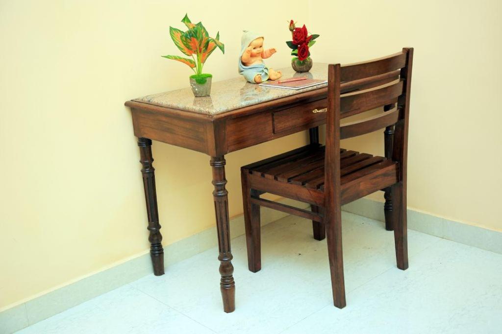 Mp Villa - Lovely Furnished Appartment Puducherry Eksteriør billede