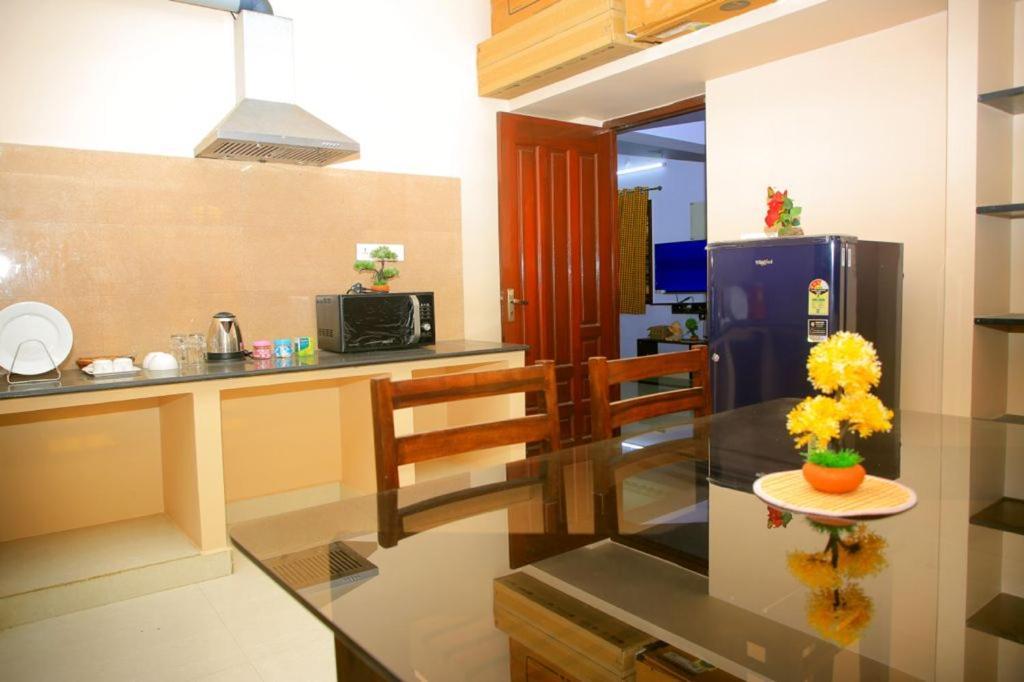 Mp Villa - Lovely Furnished Appartment Puducherry Eksteriør billede