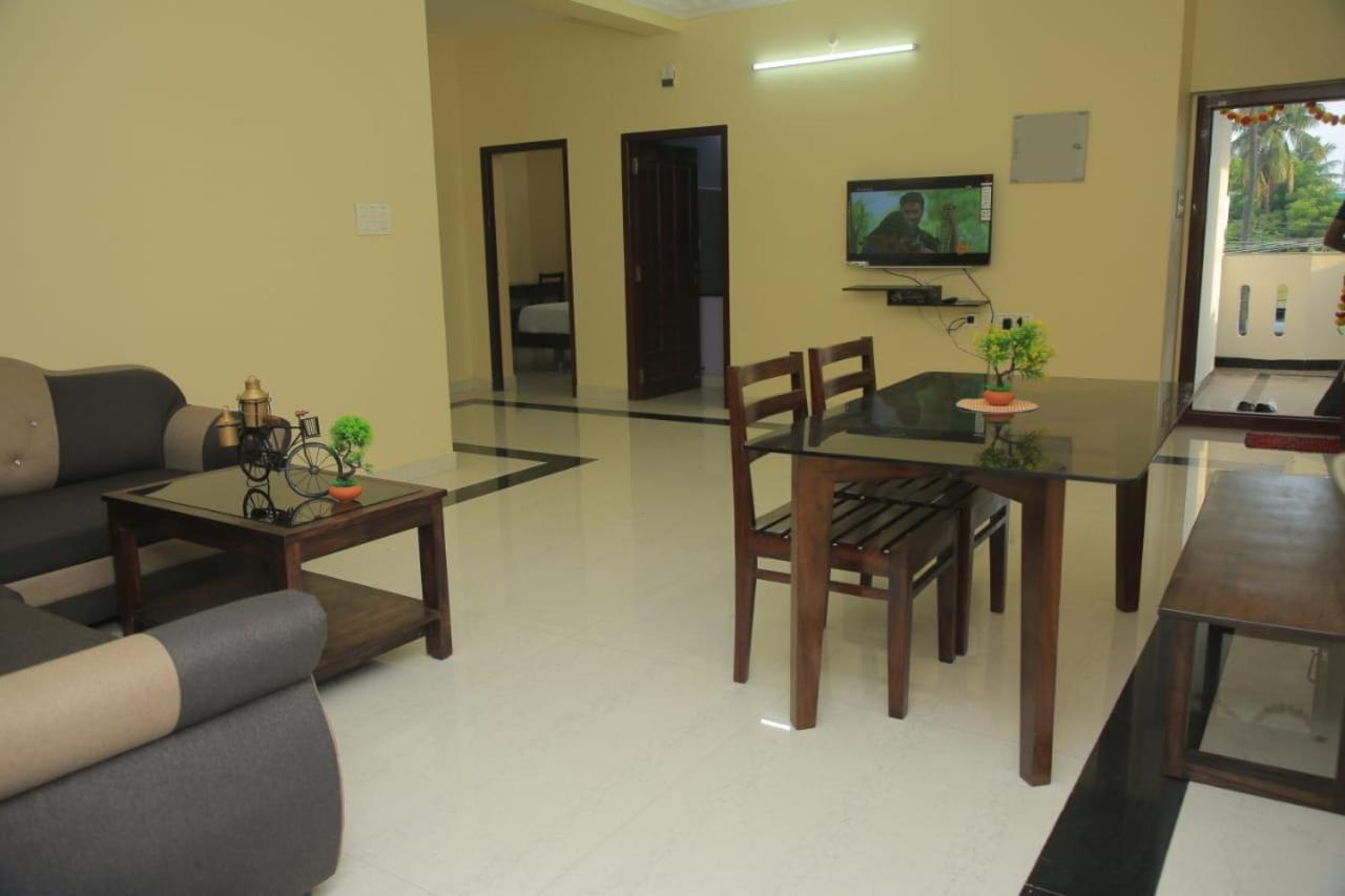 Mp Villa - Lovely Furnished Appartment Puducherry Eksteriør billede